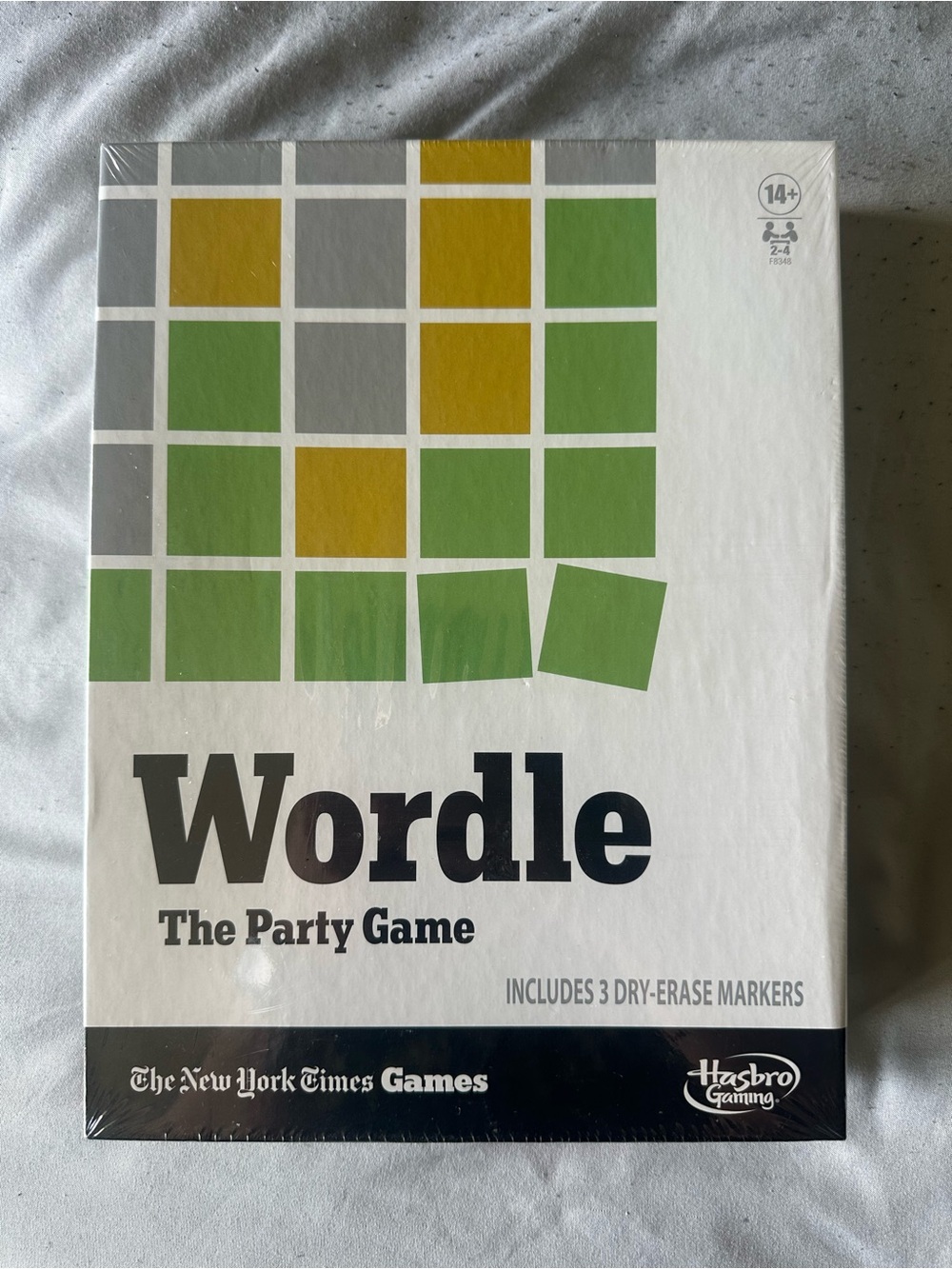Hasbro Gaming Wordle The Party Game for 2-4 Players, Official Wordle Board Game